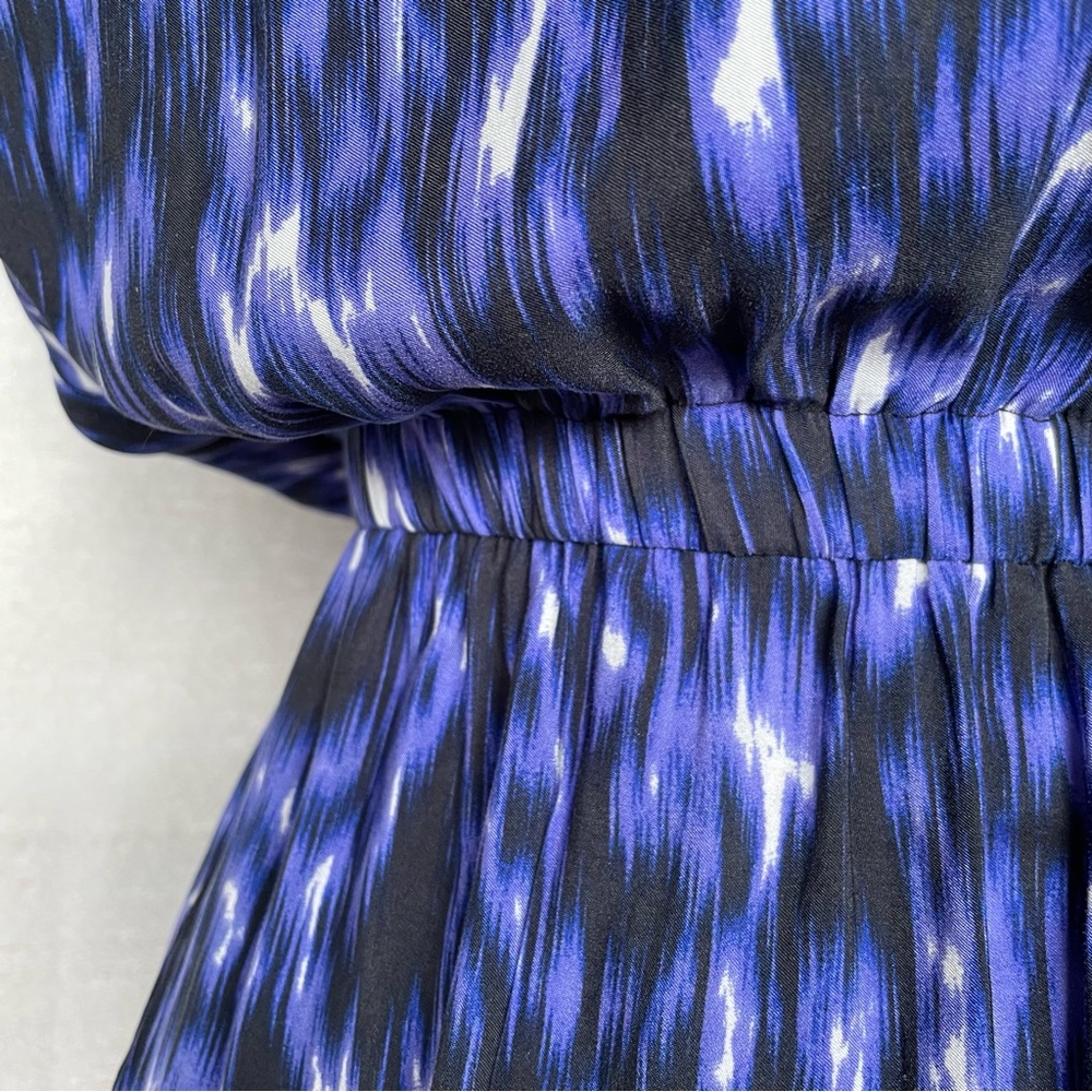 Express XS blue, black & white dress with asymmetrical hem, v-neck & more